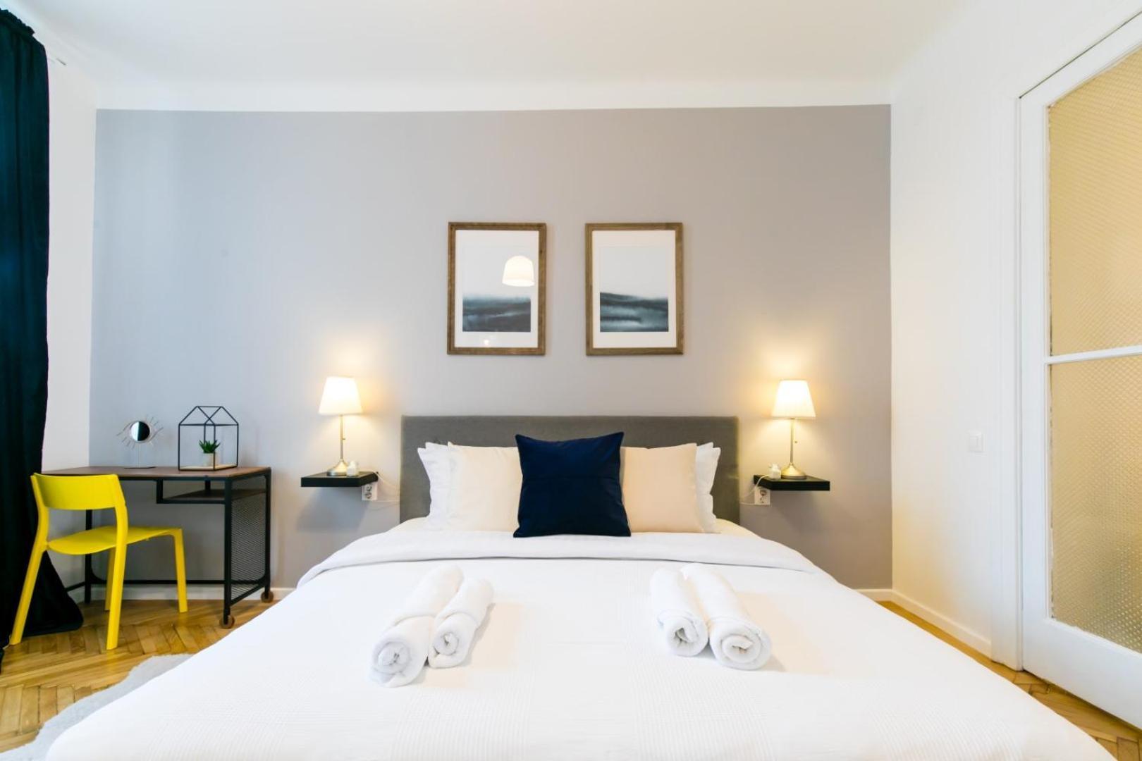 Heart Of The City - Cozy Apartments In Prime Location Bukarest Rum bild