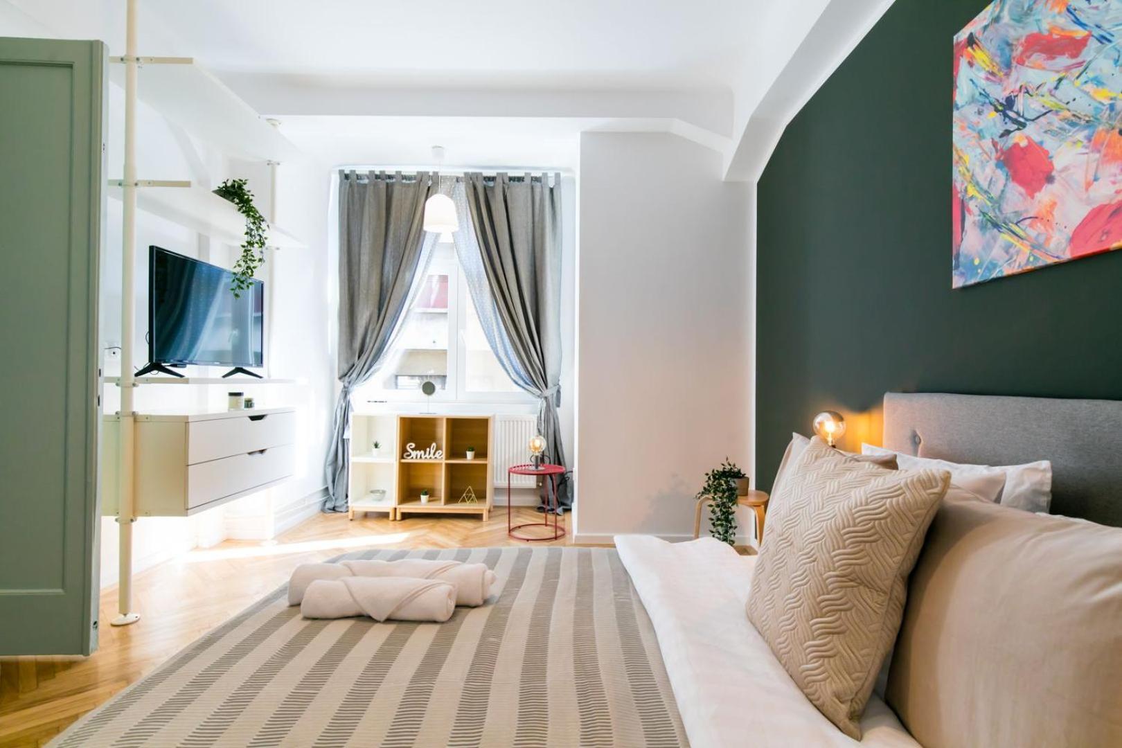 Heart Of The City - Cozy Apartments In Prime Location Bukarest Rum bild